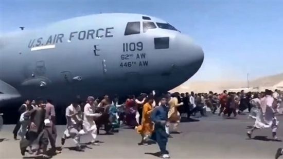 واشنطن تحذر مواطنيها مجددًا: تجنبوا الذهاب لمطار كابول