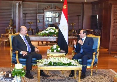 الرئيس العراقي يلتقي السيسي على هامش قمة بغداد
