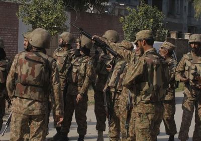 مصرع إرهابي برصاص الجيش الباكستاني