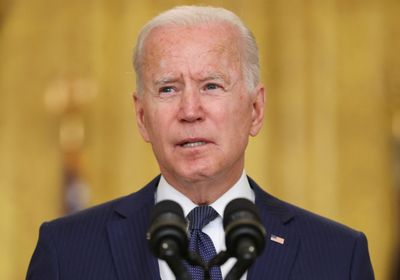 بايدن يستقبل جثامين القتلى الأمريكيين بأفغانستان