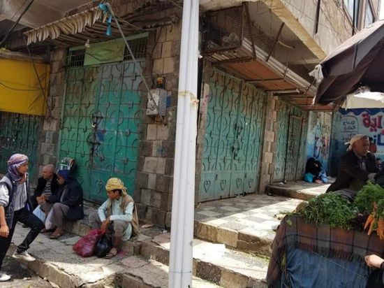 تواصل إضراب مستأجري محال الأوقاف في إب     