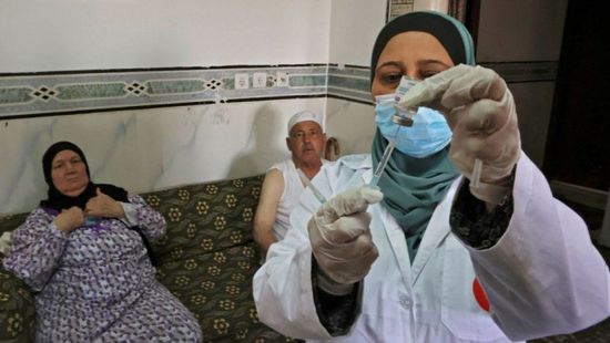 الصحة التونسية: نتجاوز كورونا بالتلقيح