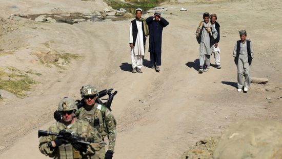الصين تطالب بفتح تحقيق بشأن جرائم أمريكا في أفغانستان