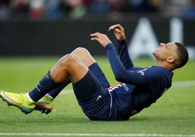 مبابي يخضع لفحص طبي لمعرفة فترة غيابه