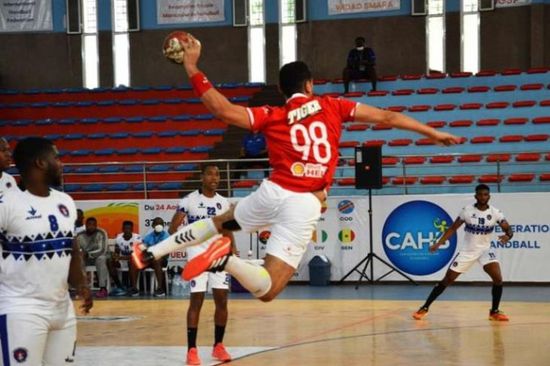 الأهلي يفوز بكأس الكؤوس الإفريقية في كرة اليد