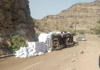 توقف حركة السير على طريق حبيل جبر - الحبيلين