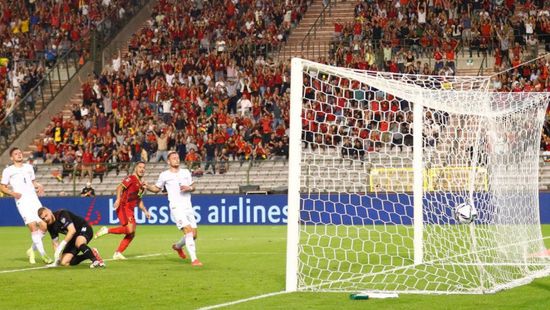  لوكاكو وهازارد يقودان بلجيكا للفوز على التشيك