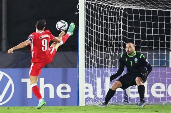 ليفاندوفسكي يقود بولندا لاكتساح سان مارينو بسباعية