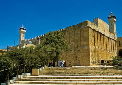الاحتلال يغلق الحرم الإبراهيمي لتأمين احتفالات رأس السنة العبرية