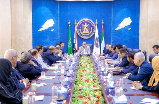 الزُبيدي يوجه بتكثيف النشاط الدبلوماسي الخارجي