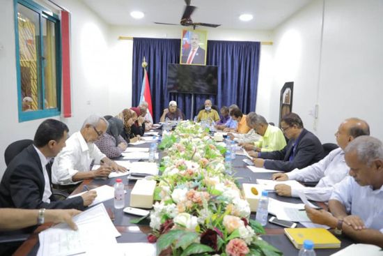 "الاقتصادية العليا للانتقالي" تتفق على خطة عملها