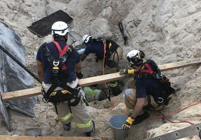 الكويت.. انهيار رملى بمطار تحت الإنشاء و3 عمال تحت الأنقاض