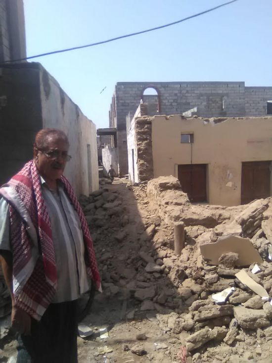 "انتقالي خنفر" يزور المناطق المتضررة من الأحوال الجوية