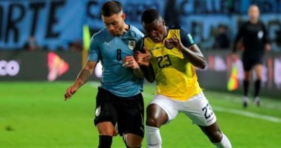 أوروجواي يخطف فوزًا قاتلًا من الإكوادور بتصفيات كأس العالم