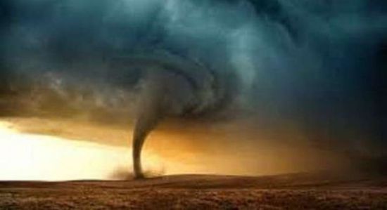 المكسيك.. العاصفة أولاف تتحول لإعصار وتضرب الساحل