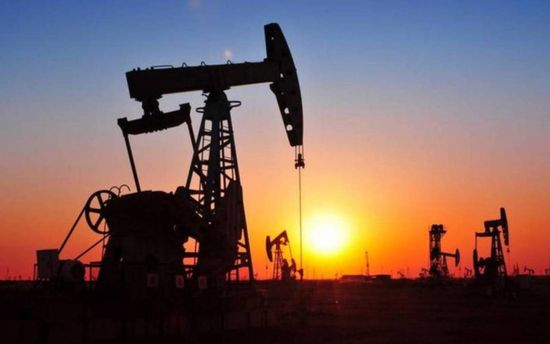 ارتفاع أسعار النفط عند التسوية مع تداعيات "أيدا"