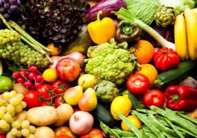 استقرار أسعار الخضروات والفواكه بأسواق عدن اليوم السبت