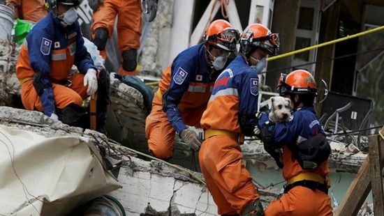  المكسيك.. استئناف البحث عن ضحايا الانهيار الصخري