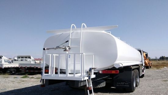  مجهولون يحتجزون صهريجًا للنفط في لبنان