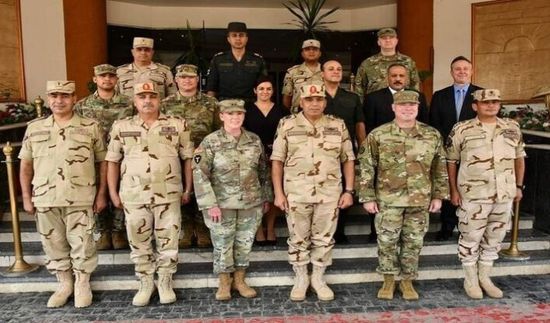مصر.. قادة الجيش يلتقون بقائدة الحرس الأمريكي