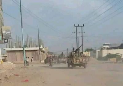 لمنع التظاهرات السلمية.. مليشيا الشرعية تحاصر الروضة بآلياتها العسكرية