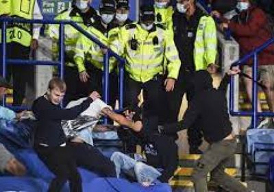  الشرطة البريطانية تعتقل 9 بعد أحداث شغب ليستر ونابولي