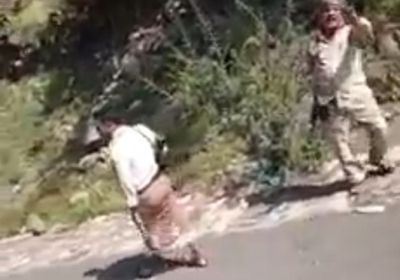 الإخوان يختطفون سائقا وثق نقاط جباياتهم بتعز (فيديو)