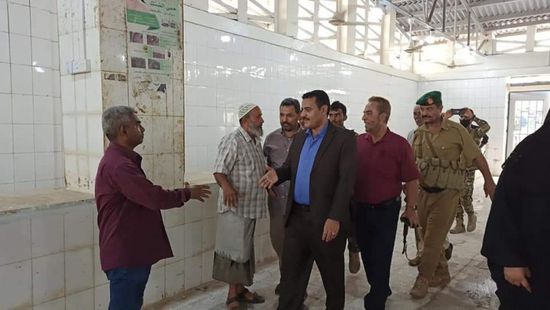 مأمور المنصورة يتابع تطوير سوق الأسماك