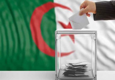 الجزائر: 6 أحزاب سياسية تسحب ملفات الترشح للانتخابات المحلية