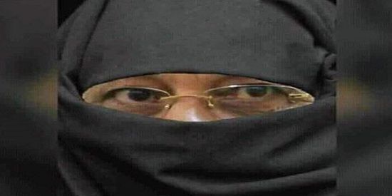 "الجنرال حرم السفير".. 7 سنوات على جريمة محسن الأحمر الكبرى