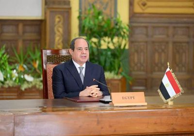 السيسي يوفد كبير الياوران للتعزية في طنطاوي