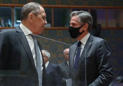 لافروف يلتقي كيسنجر بنيويورك