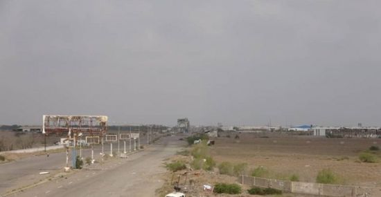 القوات المشتركة ترد على قصف حوثي بالحديدة