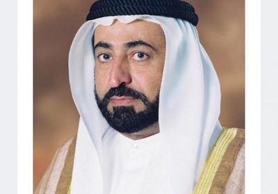  "القاسمي" يصدر مرسوما بشأن إلحاق جائزة الشارقة لأطروحات الدكتوراة في العلوم الإدارية