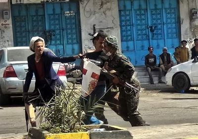 الإخوان يختطفون عشرات المحتجين السلميين في تعز