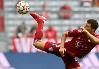 الاتحاد الألماني يوقف بافارد مدافع البايرن مباراتين