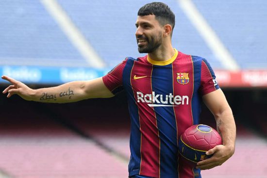 برشلونة يستعيد أجويرو في مباراة فالنسيا