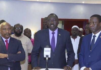 رئيس وفد وساطة مفاوضات السلام السودانية يزور الخرطوم