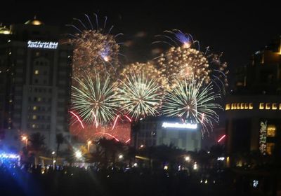 الألعاب النارية تضئ سماء إمارة عجمان احتفالا بـ "إكسبو 2020" دبي