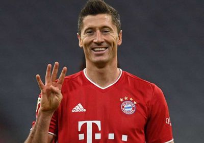 ليفاندوفسكي: رباعيتي في الريال أهم لحظة في مسيرتي