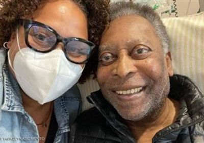 أسطورة البرازيل يغادر المستشفى ويخضع لعلاج كيميائي