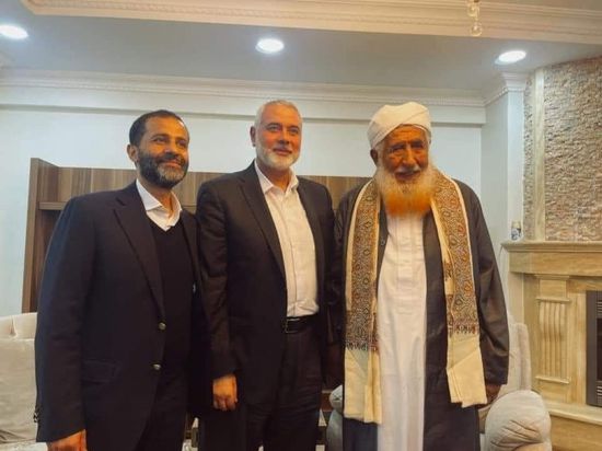 بن عطية: حماس تلعب دور الوسيط بين الحوثي والإخوان