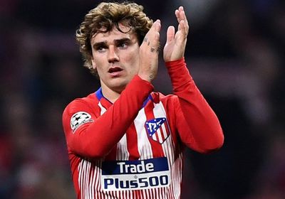 مدرب أتليتيكو يفضل جريزمان "على الدكة" أمام برشلونة