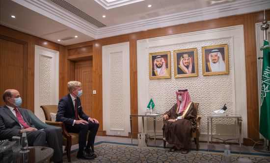 بن فرحان وجروندبرج يبحثان مبادرة وقف النار   