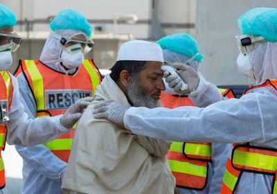 باكستان: 1308 مصابين و54 وفاة بكورونا