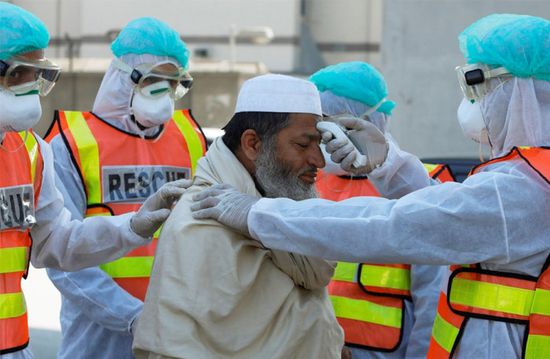 باكستان: 1308 مصابين و54 وفاة بكورونا