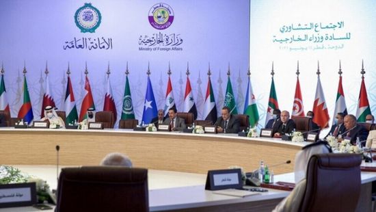 الجامعة العربية تقدم شحنة مساعدات إنسانية إلى الصومال