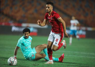  الأهلي يمدد عقد صلاح محسن حتى 2026