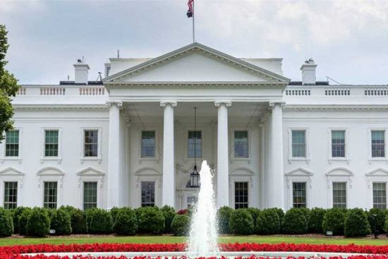 البيت الأبيض يشدد على ضرورة إجراء إصلاحات بشأن فيسبوك