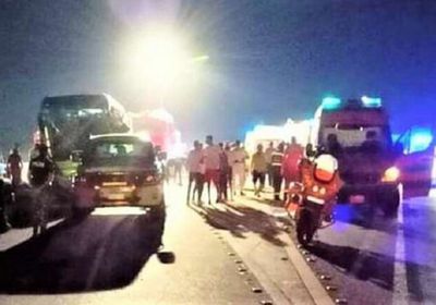 جرحى وقتلى في حادث تصادم أتوبيس بشاحنة بالهند